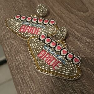 Vegas Bride Earrings
